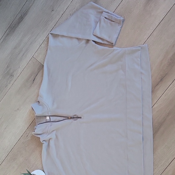 Ideology l boxy quarter zip long sleeved l XL l cropped l yoga wear l - Picture 4 of 5